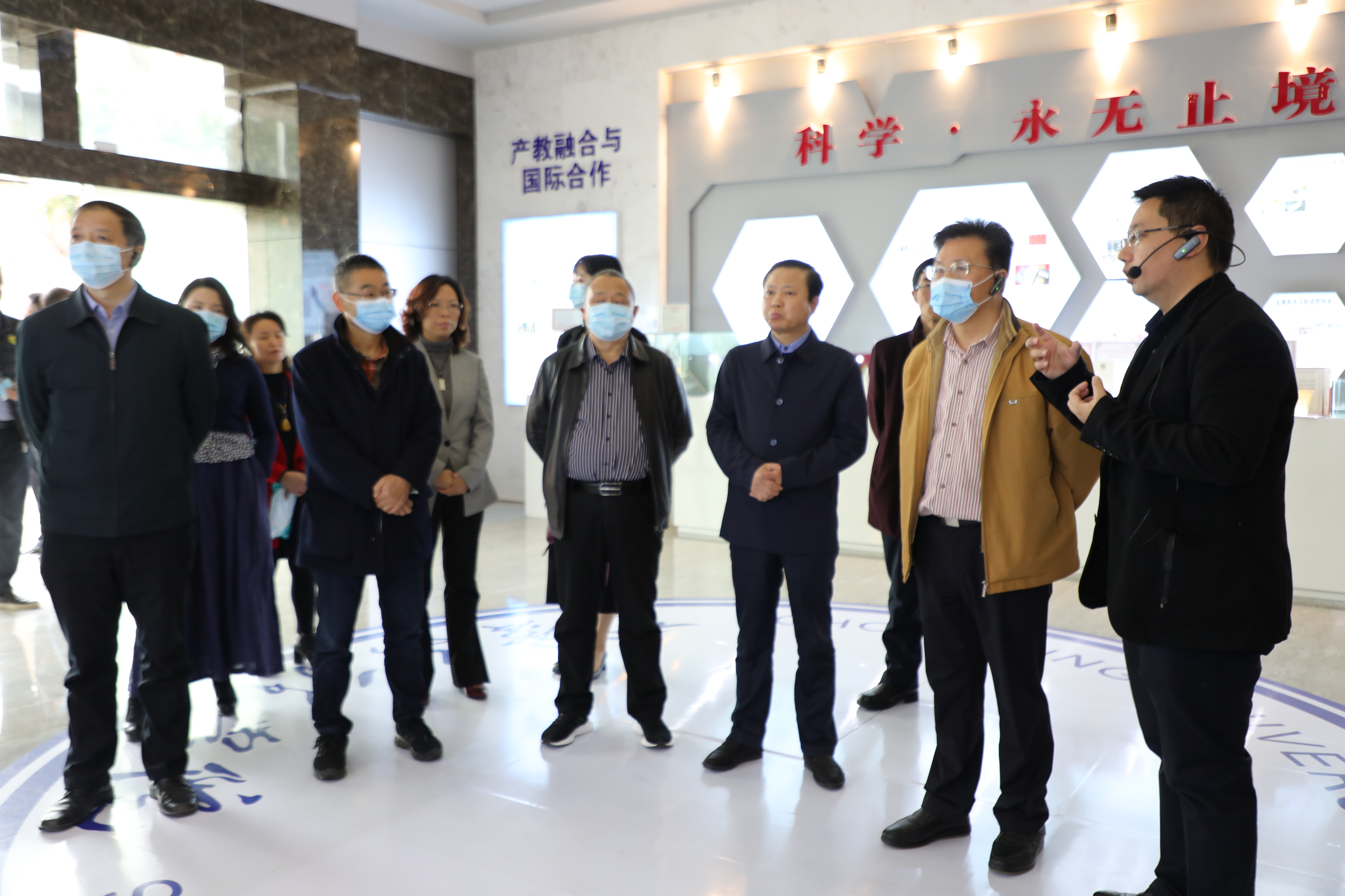 1615855729554055194.jpg 1615855729554055194.jpg