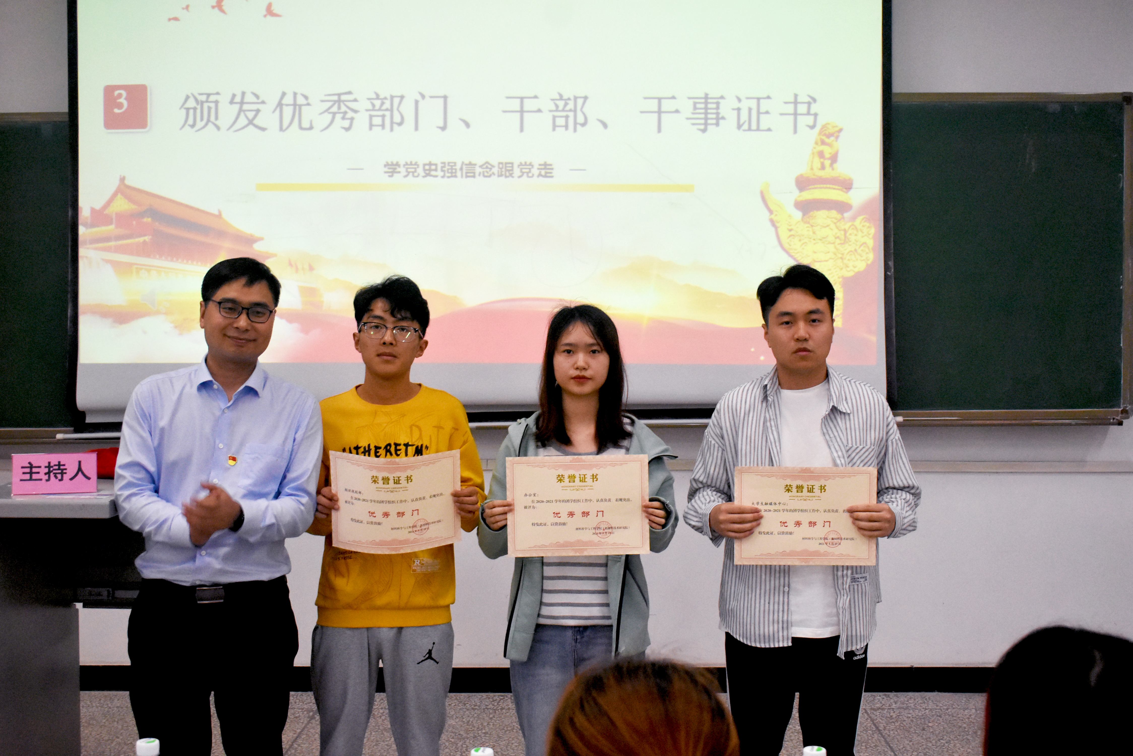 1622705256728070287.jpg 1622705256728070287.jpg