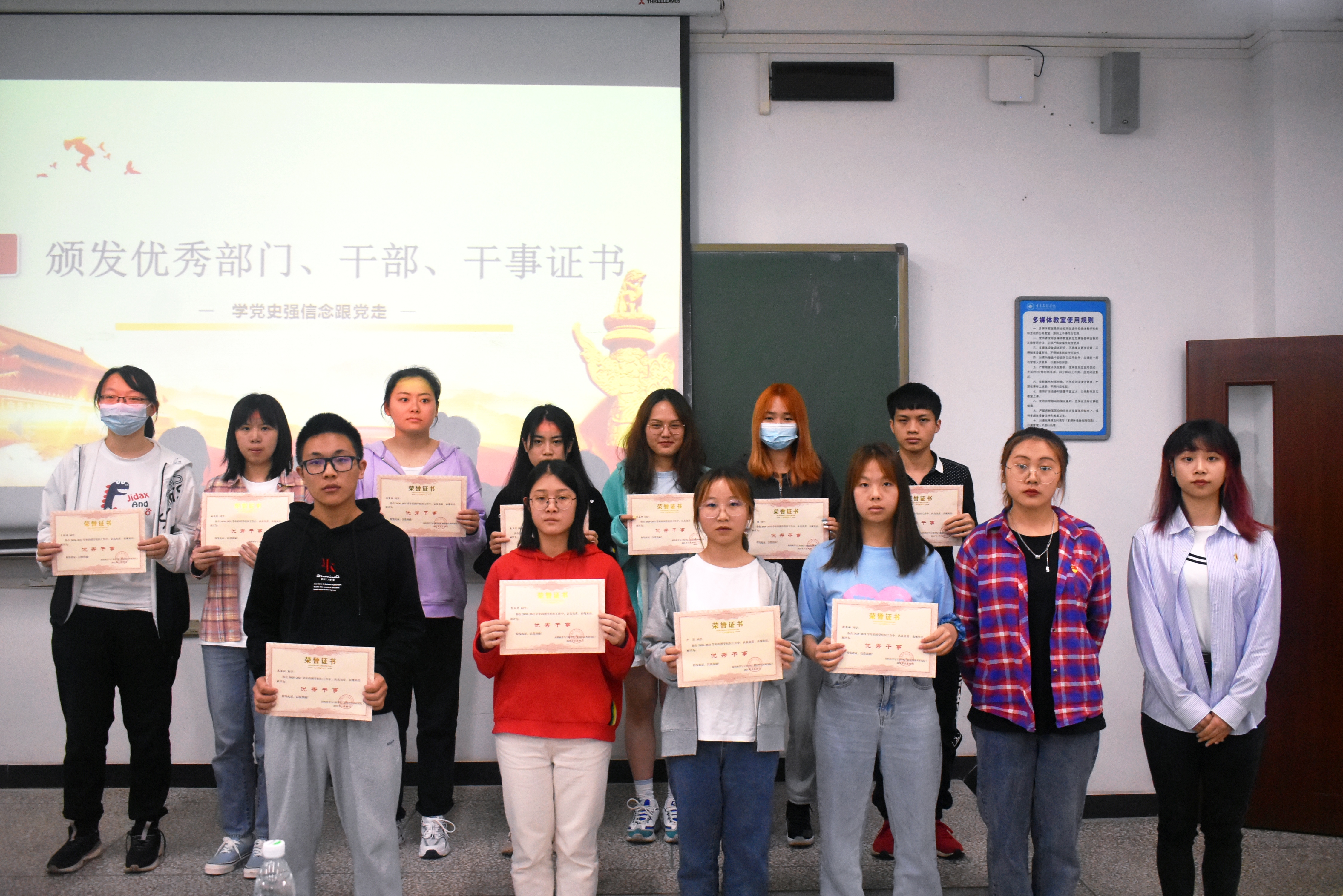 1622705342594048996.jpg 1622705342594048996.jpg