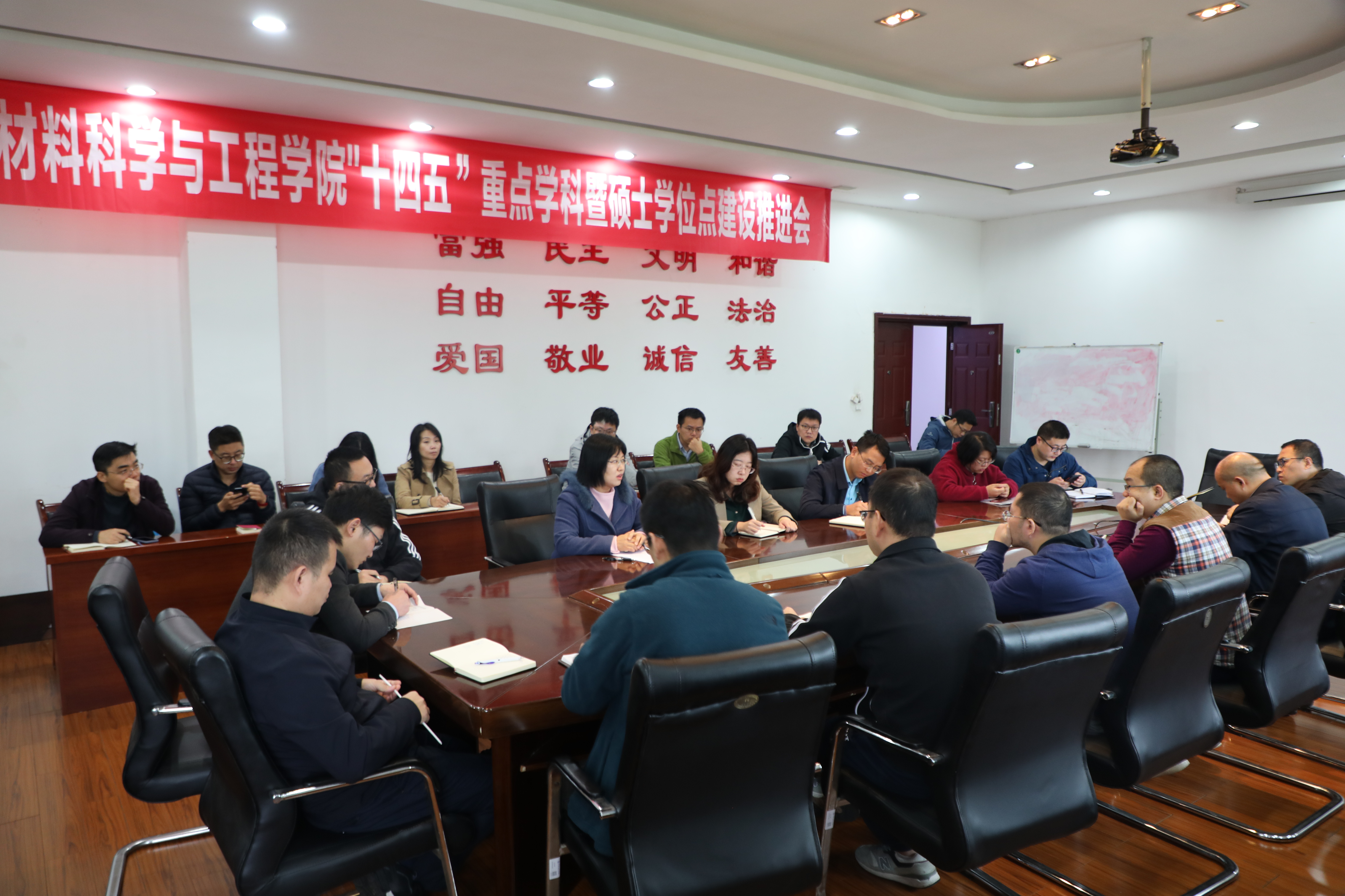 1636506211842000138.jpg 1636506211842000138.jpg